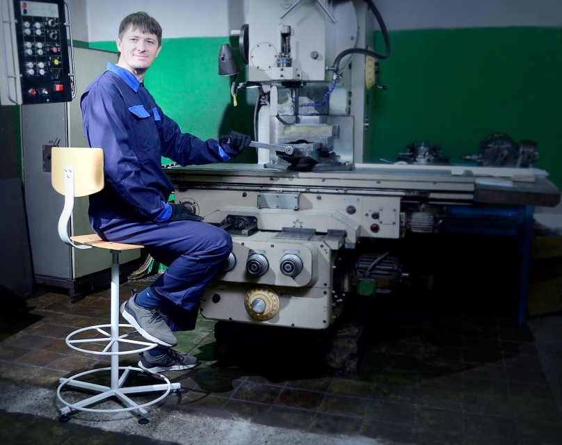 Стілець токаря